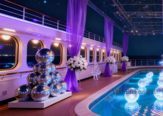 ของตกแต่งกลางแจ้งด้วยลูกบอลกระจก PVC เป่าลมสองชั้นหลากสี