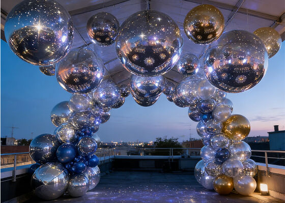 ลูกกระจกแบบพีวีซีลัด 1.5m-3m สําหรับงานและการตกแต่งนิทรรศการ